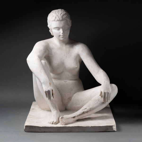 Seated woman resting - Large unsigned Art Deco studio plaster