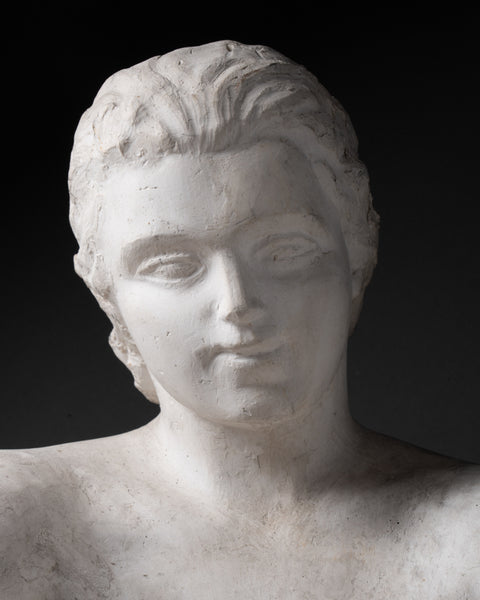 Seated woman resting - Large unsigned Art Deco studio plaster