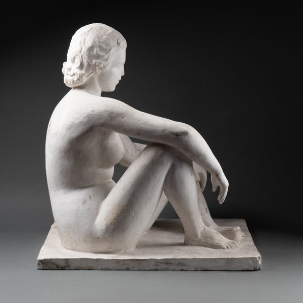 Seated woman resting - Large unsigned Art Deco studio plaster