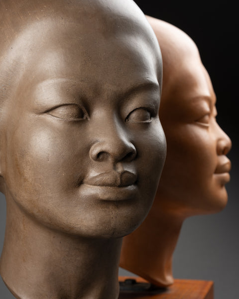 Hugues BACQUET - Bust of a woman Southeast Asia in patinated terracotta earth color
