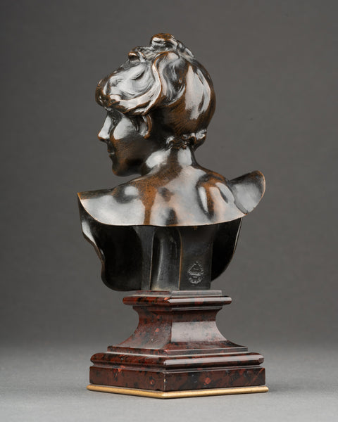 Alexandre FAlGUIERE (1831-1900) 'Buste de Diane chasseresse' Bronze patiné, début du XXème