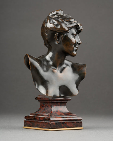 Alexandre FAlGUIERE (1831-1900) 'Buste de Diane chasseresse' Bronze patiné, début du XXème