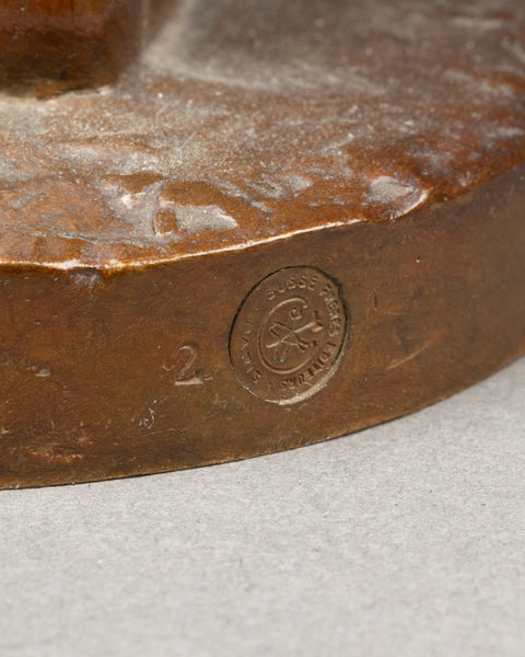 Maurice DELANNOY (1885-1972) 'Jeune femme se dénudant' Bronze patiné, période Art Déco.