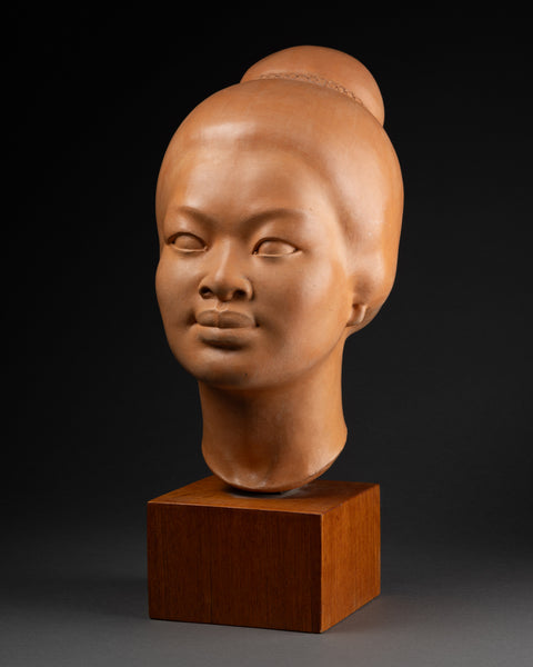 Hugues BACQUET - Bust of a woman Southeast Asia in patinated terracotta earth color