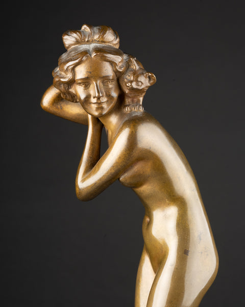 Prof Otto POERTZEL (1865-1922) 'Nu féminin au chat' Bronze doré, période Art Déco.