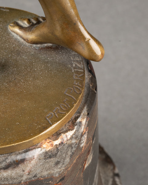 Prof Otto POERTZEL (1865-1922) 'Nu féminin au chat' Bronze doré, période Art Déco.