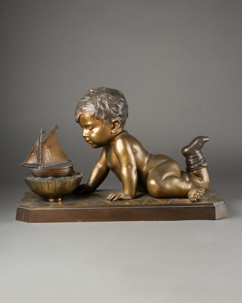 Emmanuel VILLANIS (1858-1914) Enfant jouant avec un bateau. Grand et rare bronze. Vers 1900