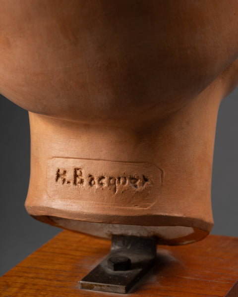 Hugues BACQUET - Bust of a woman Southeast Asia in patinated terracotta earth color