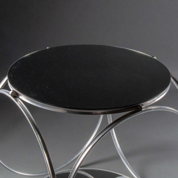 Paire de guéridons modernistes en aluminium et verre miroir, années 1980.