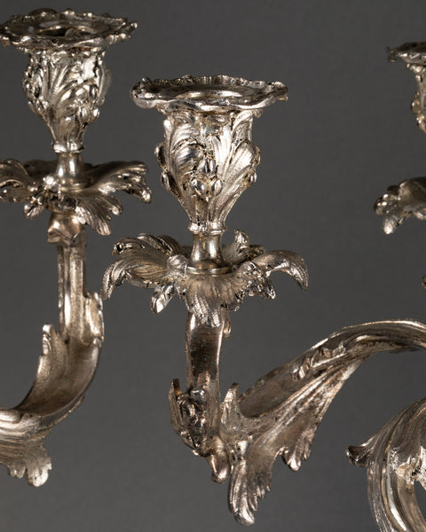 Paire de chandeliers en bronze argentés - estampillés 'ANVERS' - Fin du XIXème.
