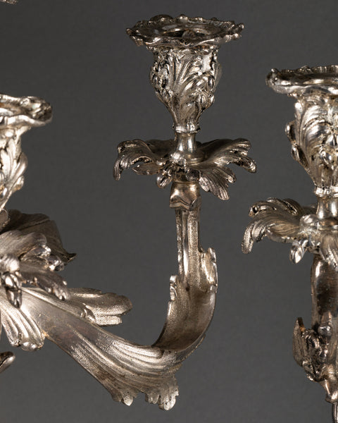 Paire de chandeliers en bronze argentés - estampillés 'ANVERS' - Fin du XIXème.