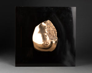 Michel JAUBERT (XXème) - Applique 'Sein' en bronze doré et plexiglass noir - Circa 1970