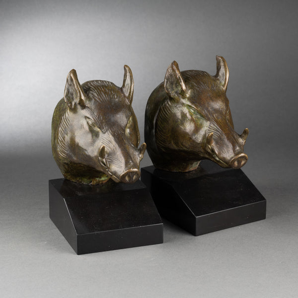 Georges GARREAU (1885-1955) - Paire de serre-livres 'têtes de sanglier' - Bronzes Art Déco