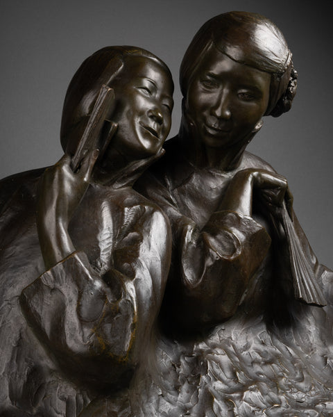 Gaston HAUCHECORNE (1880-1945) 'Deux femmes asiatique à l'éventail discutant', Rare Epreuve en bronze patiné, période Art Déco. (Copie)