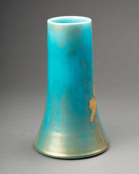 Clément MASSIER et L. LEVY - Bel ensemble de 3 vases en céramique émaillée sur fonds bleu, décor à l'or.