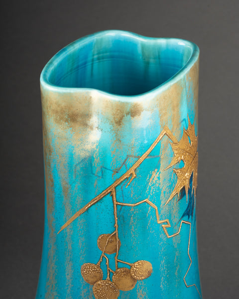 Clément MASSIER et L. LEVY - Bel ensemble de 3 vases en céramique émaillée sur fonds bleu, décor à l'or.