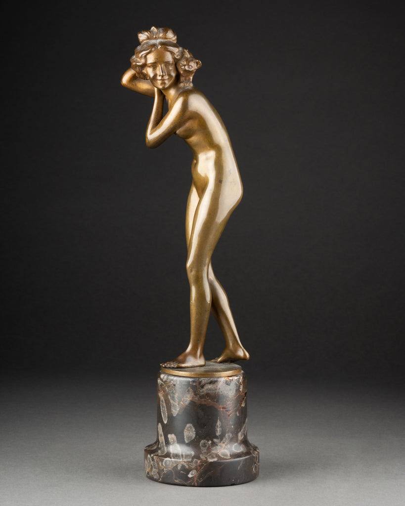 Prof Otto POERTZEL (1865-1922) 'Nu féminin au chat' Bronze doré, période Art Déco.