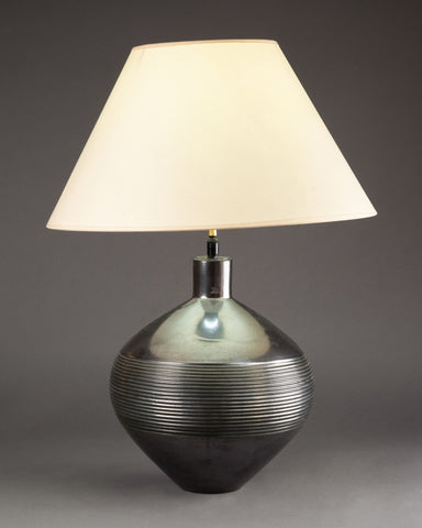 Ateliers PRIMAVERA - Lampe 'boule' en céramique émaillée 'canon de fusil'