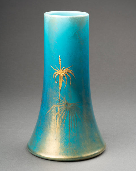 Clément MASSIER et L. LEVY - Bel ensemble de 3 vases en céramique émaillée sur fonds bleu, décor à l'or.