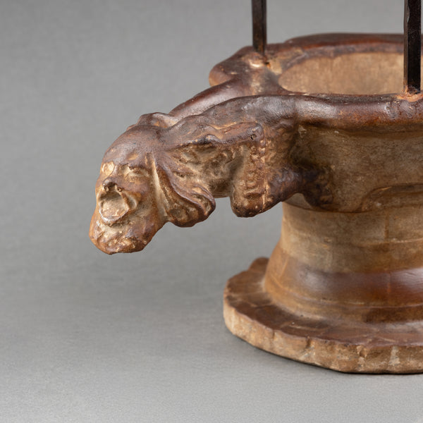 Puits de l'Hotel de Cluny - Réduction en plâtre atiné et fer forgé, fin XIXème (H 48 cm)