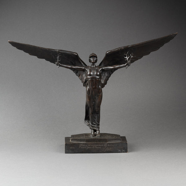 Victor SEGOFFIN (1868-1925) 'Victoire ailée' Bronze patiné vers 1925