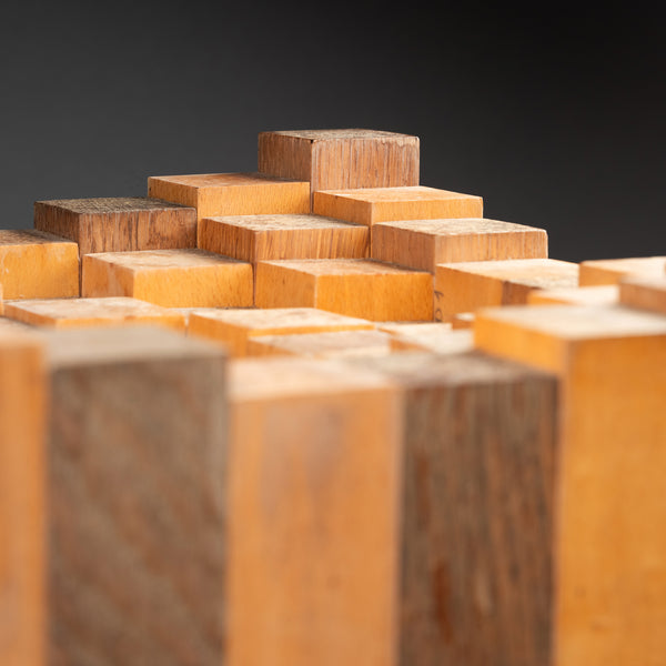 Console / Echiquier surréaliste en bois, vers 1980.
