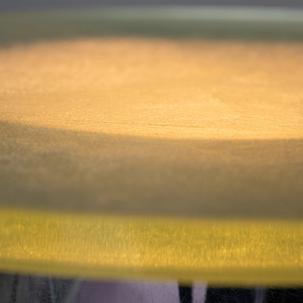 Table basse lumineuse en métal et verre (dalle Saint Gobain)