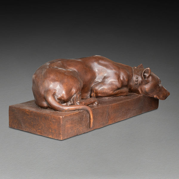 Georges GARDET (d'après) Plâtre monumental d'un dogue couché, patine bronze. Période Art Déco.