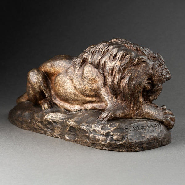 J. E. MASSON (1871-1932) Lion dévorant sa proie, bronze fin XIXème