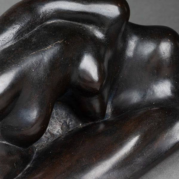Corps entremelés - Bronze à patine noire monogrammée 'FS'