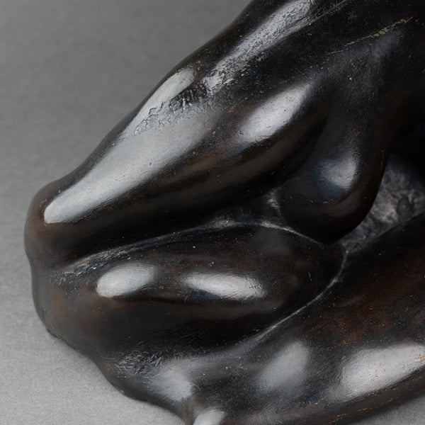 Corps entremelés - Bronze à patine noire monogrammée 'FS'