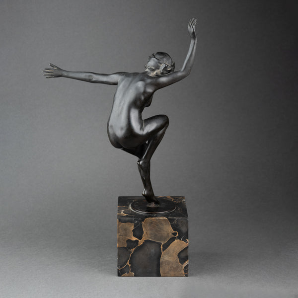 Paul De BOULONGNE (1863-1938) - Dancer on one foot. Patinated bronze, Art Deco period.