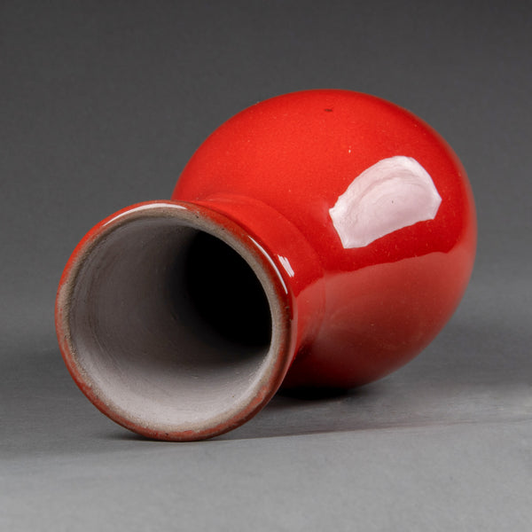Jacques and Dani RUELLAND - Small red enamelled ceramic vase. France, circa 1950-60