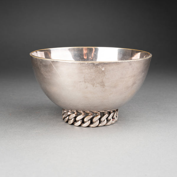 Jean DESPRES (1889-1980) Round cup with silver metal foot. Art Deco period.