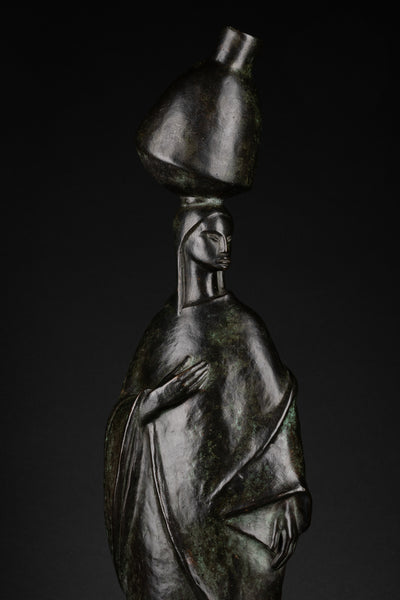 Albert ALLMANN (1890-1979) - Orientalist woman with a jar. Bronze Art Deco