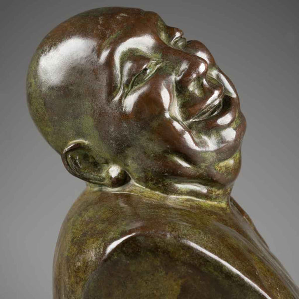 Gaston HAUCHECORNE (1880-1945) Buste en bronze de moine asiatique riant. rare épreuve Art Déco